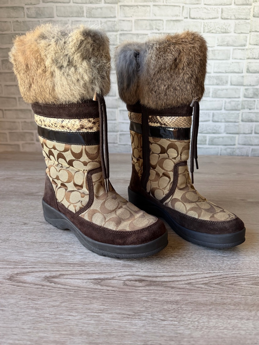 Coach Lorna Rabbit Fur Lined Winter Boots Signature Brown Size 7M - Picture 6 of 17